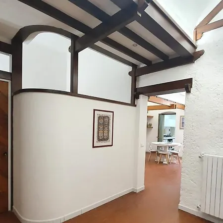 Classy - Centro Апартаменти *